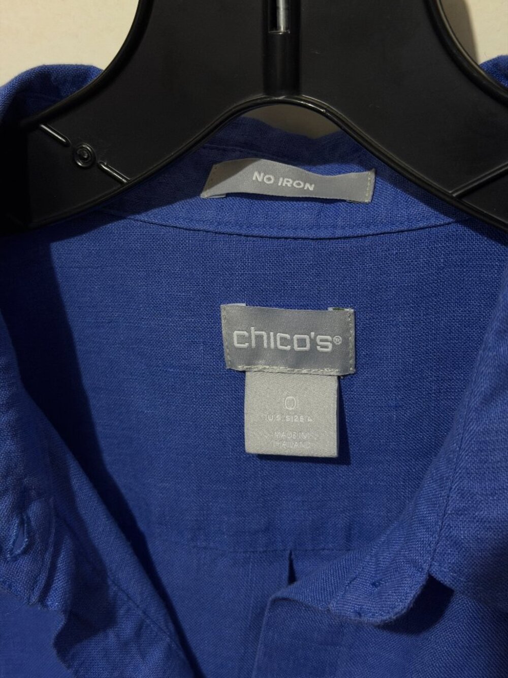 Chico's No-Iron Linen Button-Down Shirt (Dual Front Utility Pockets) - Picture 4 of 16